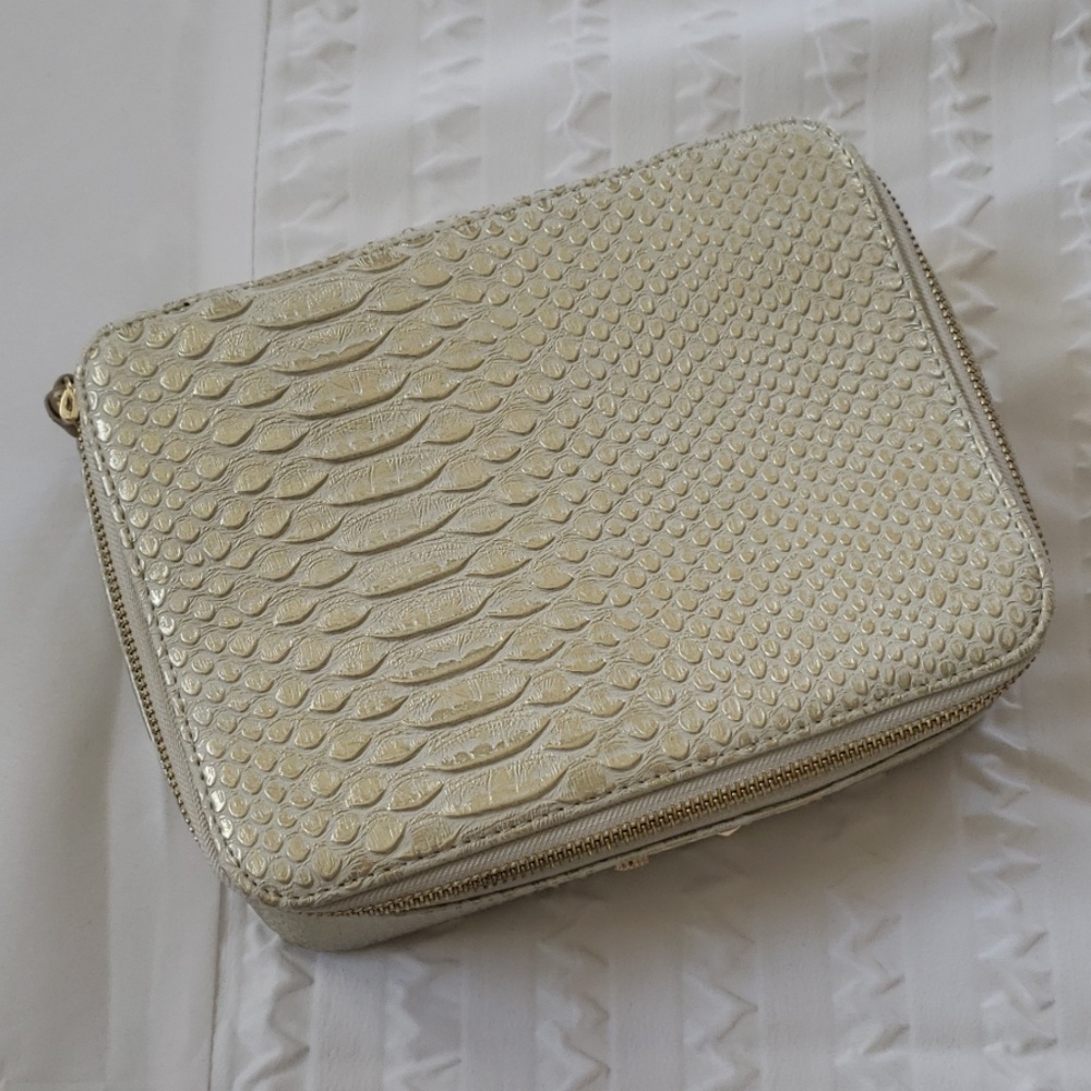 Stella & Dot Travel Jewelry case